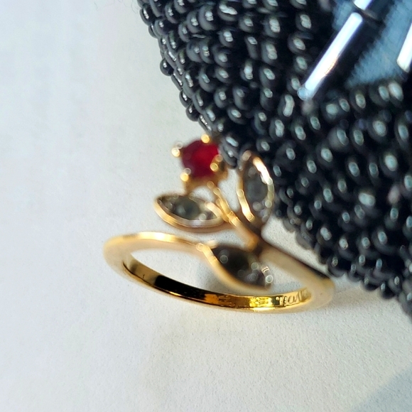 Avon Vintage Ring - Picture 3 of 7